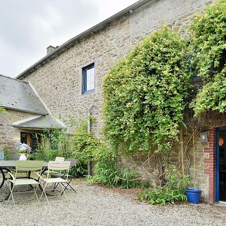 Villa L'Aberma - Maison A La Campagne Au Fil De L'Eau Saint-Lormel Exterior foto